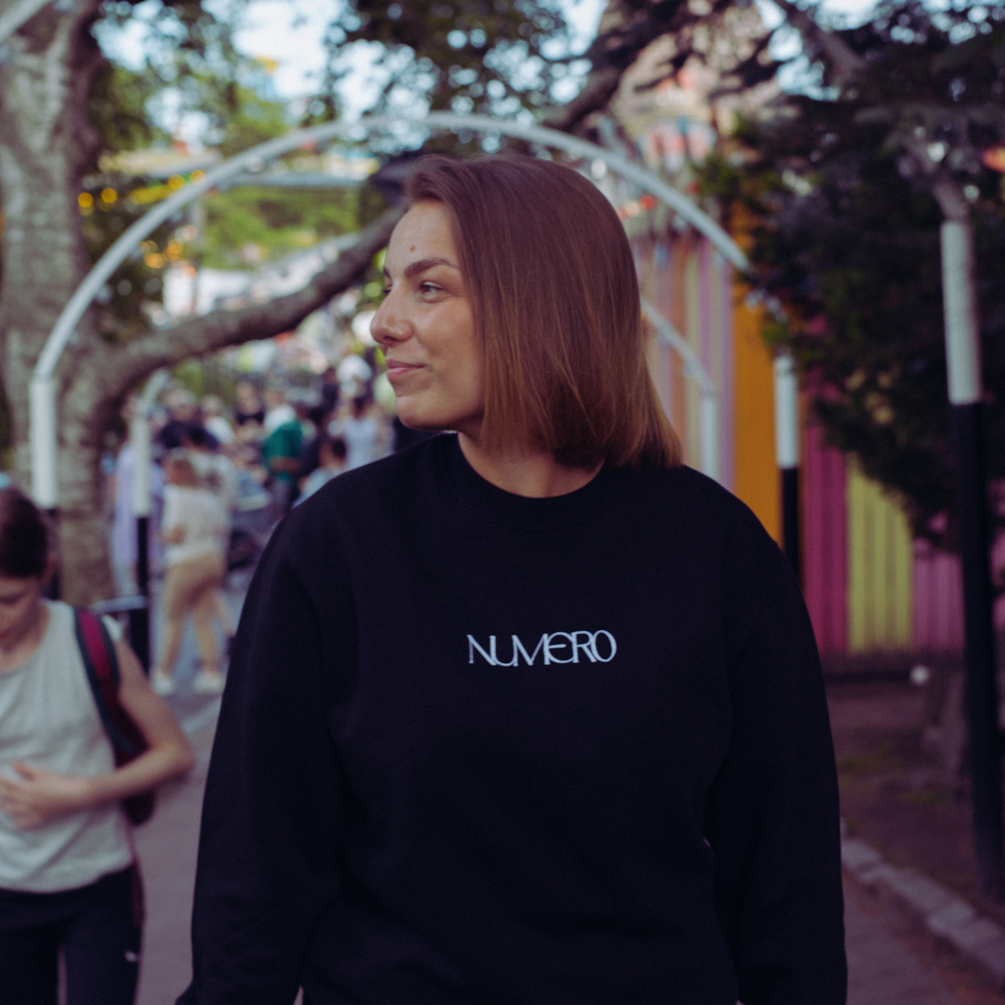 NUMER0 - Luomupuuvilla - Unisex - College svetari
